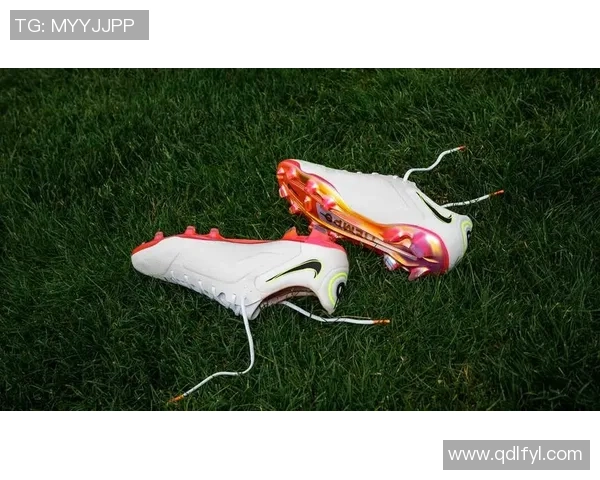 哪些足坛巨星曾经穿过经典的f50刺青足球鞋揭秘球场传奇时刻