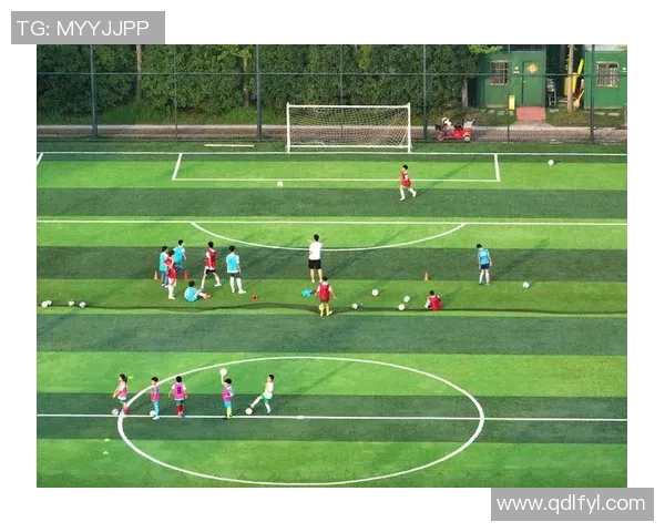 激情四溢绿茵场：全球顶级足球球星荟萃，尽显超凡魅力与技艺