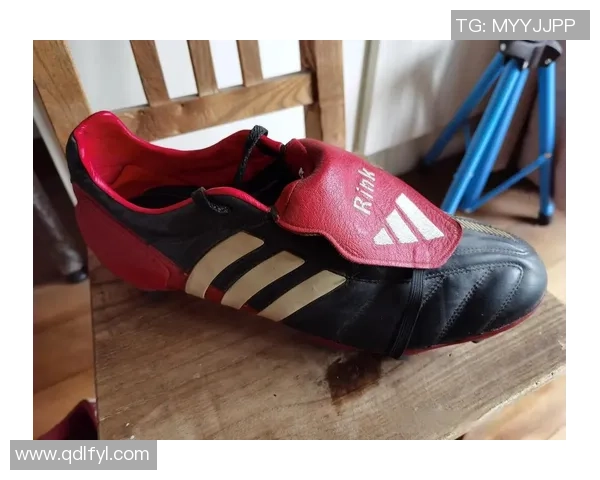 球星同款足球鞋价格差异大并非所有高性能球鞋都昂贵