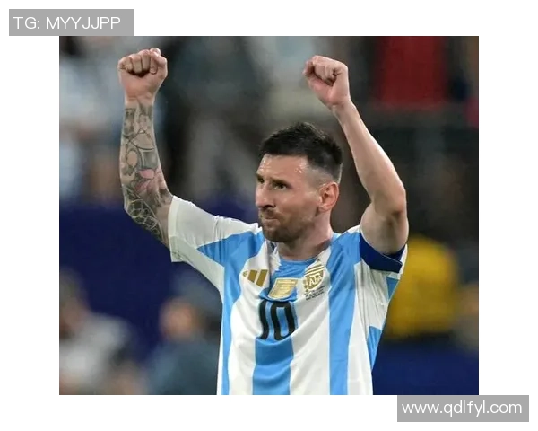 突破重围！足球球星带球过人精彩瞬间集锦，技艺与速度的完美结合